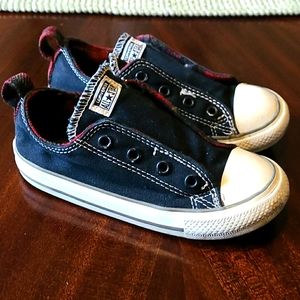 Converse - Boy's Velcro Shoes ⭐